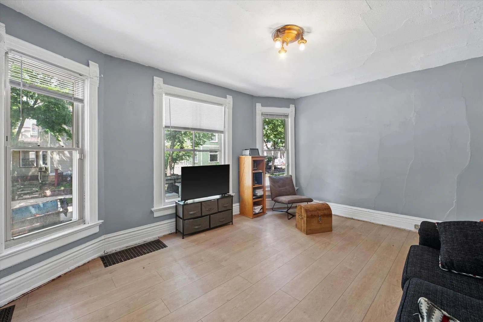 Photo 5 of 1600 Kane Pl