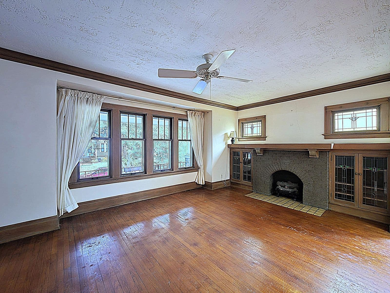 627 Russell Ave