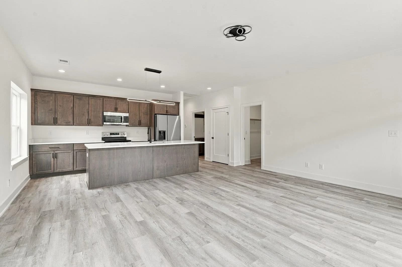 Photo 5 of 232 Brown St