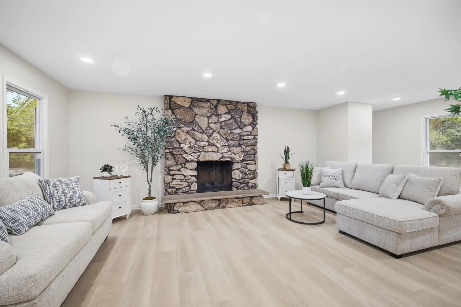 Photo 4 of 21195 Bramblewood Trl