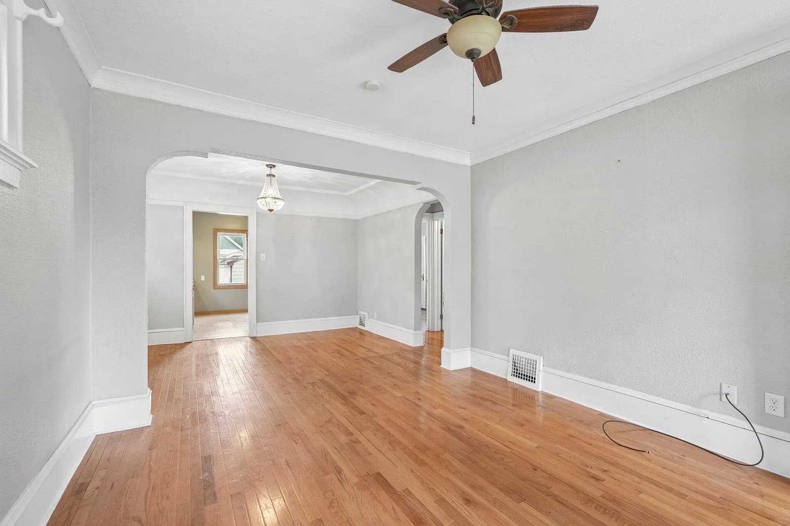 Photo 5 of 2113 59th St