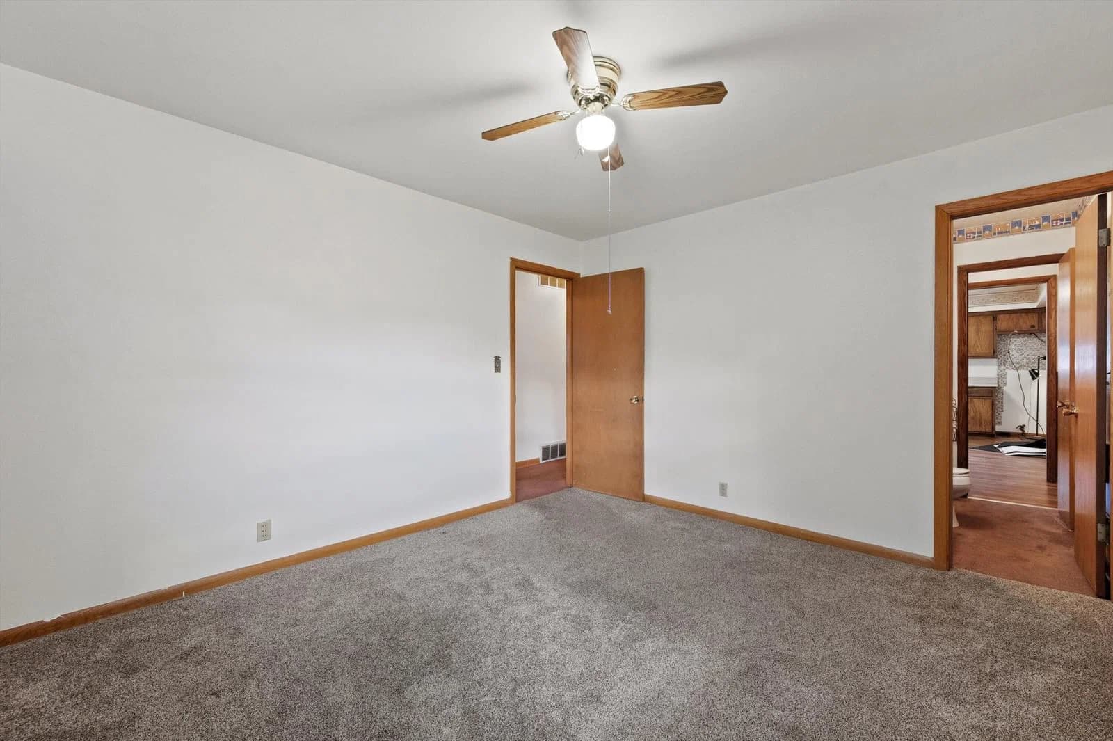 Photo 5 of 6430 48th Ct