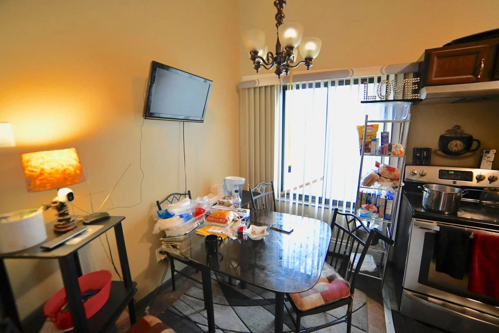 8647 Servite Dr