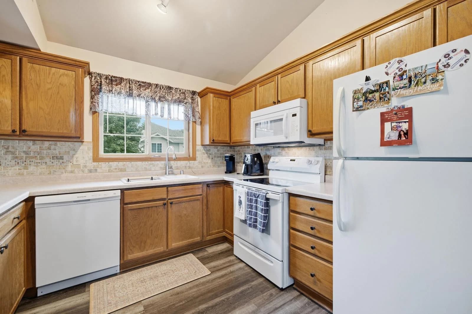 Photo 4 of 435 Aspen Dr