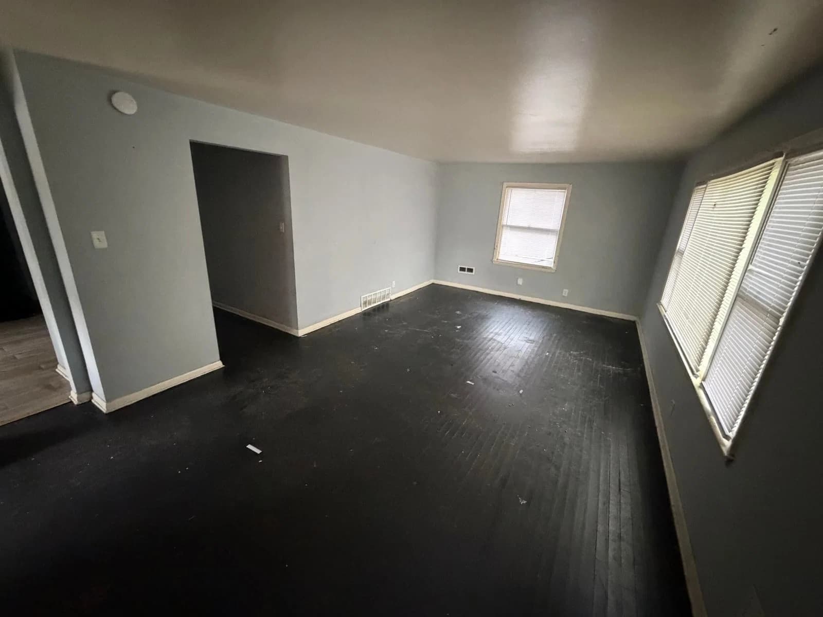 Photo 4 of 6530 Carmen Ave
