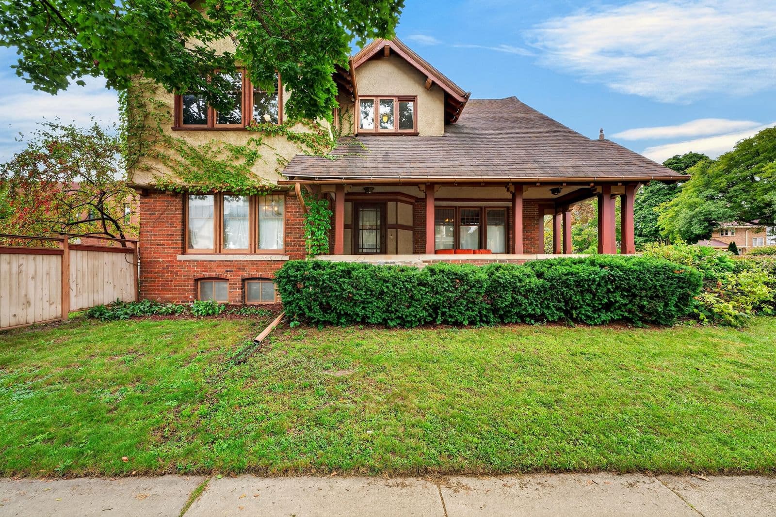 1202 Layton Blvd