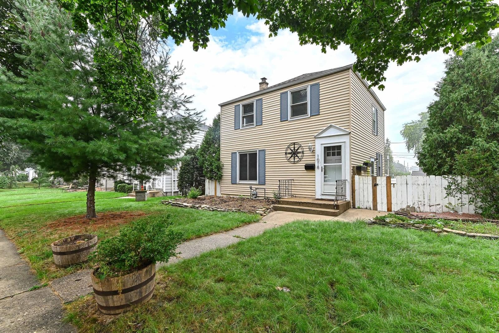 1018 Wilbur Ave