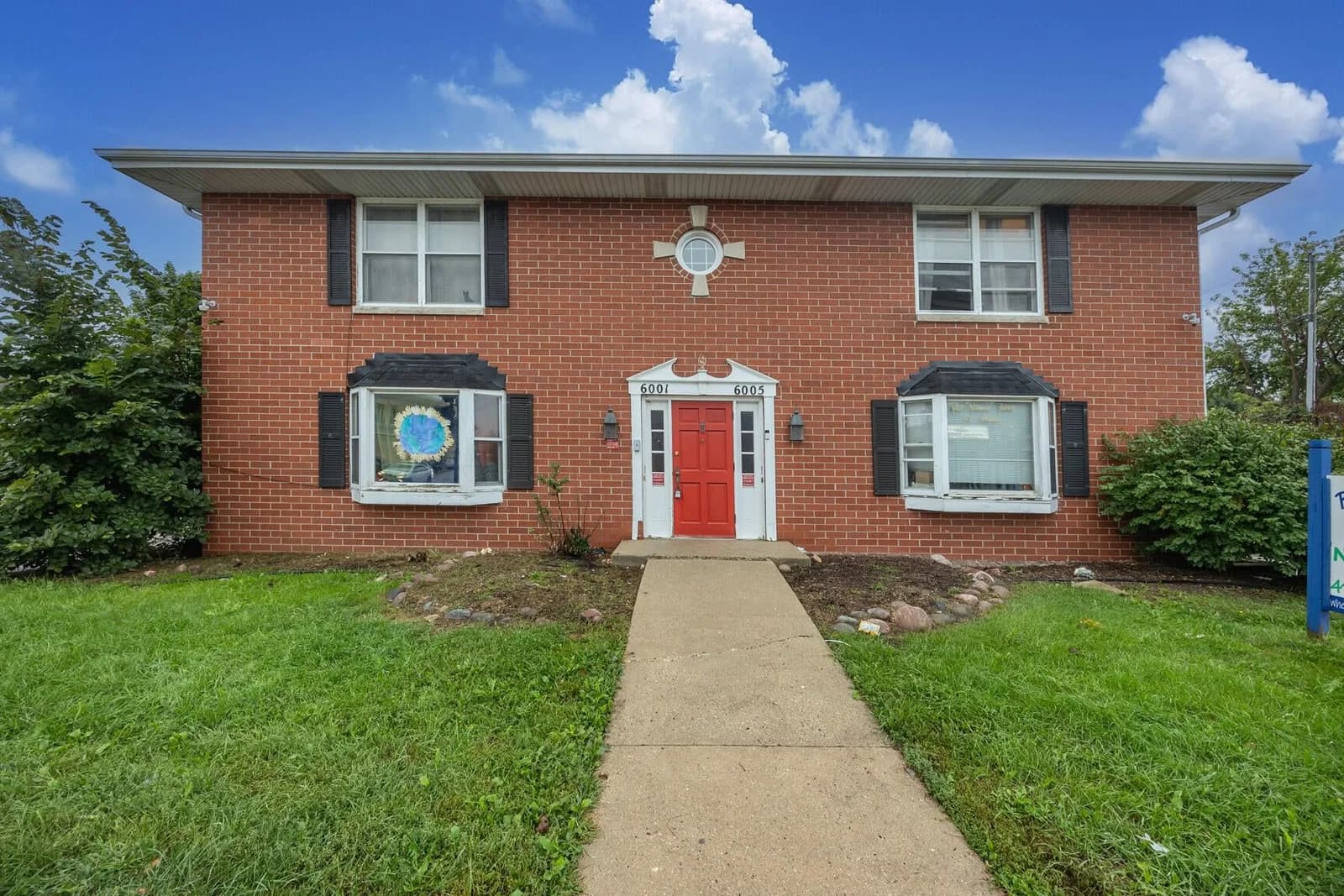 6001 North Ave