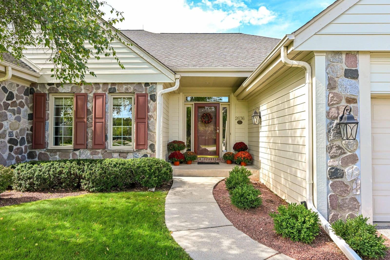 2636 Lake Forest Ct