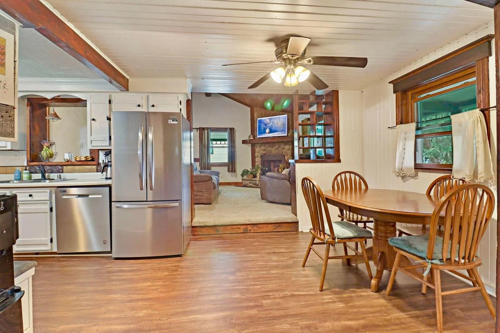 Photo 5 of 2602 Mangold Ave