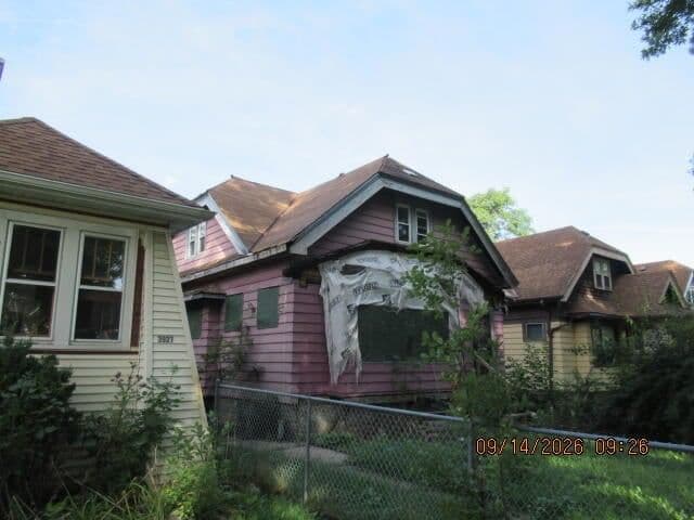 Listing photo
