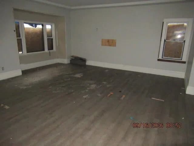 Photo 5 of 2424 Maple St