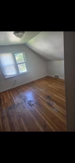 Photo 5 of 4315 42nd St
