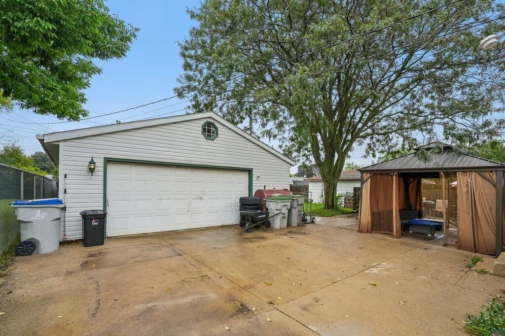 Photo 3 of 6535 66th St