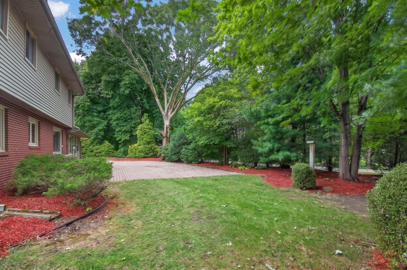 Photo 4 of 418 Jonathon Dr