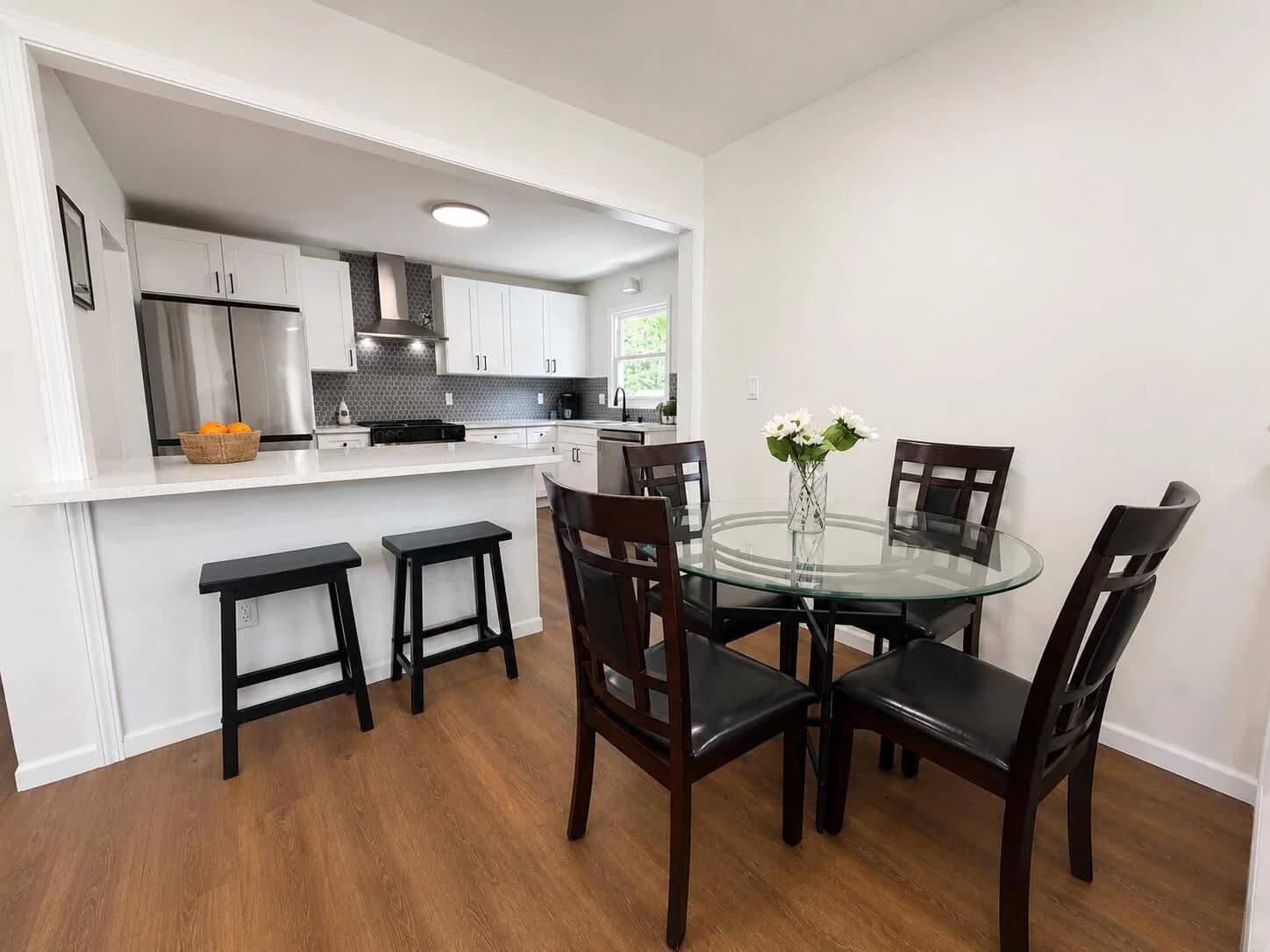 Photo 5 of 4646 72nd St