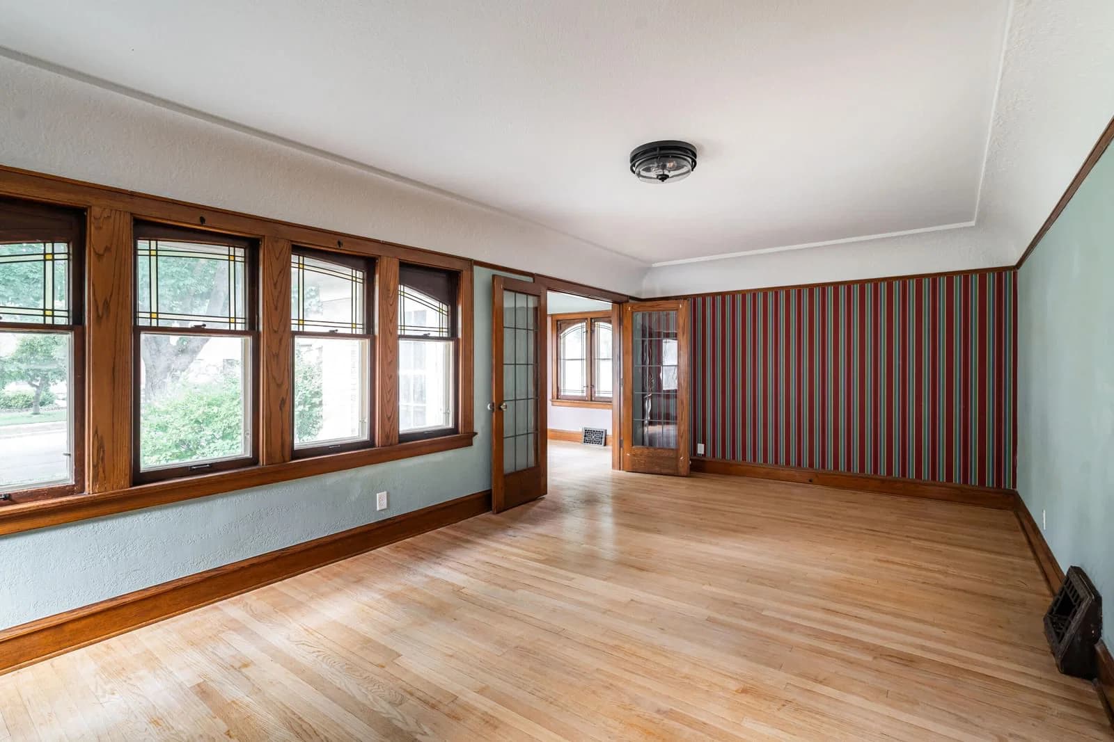 Photo 5 of 2344 60th St