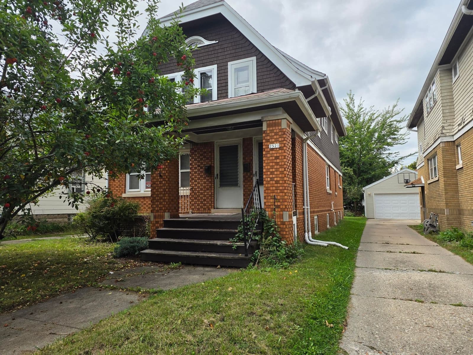 2519 62nd St