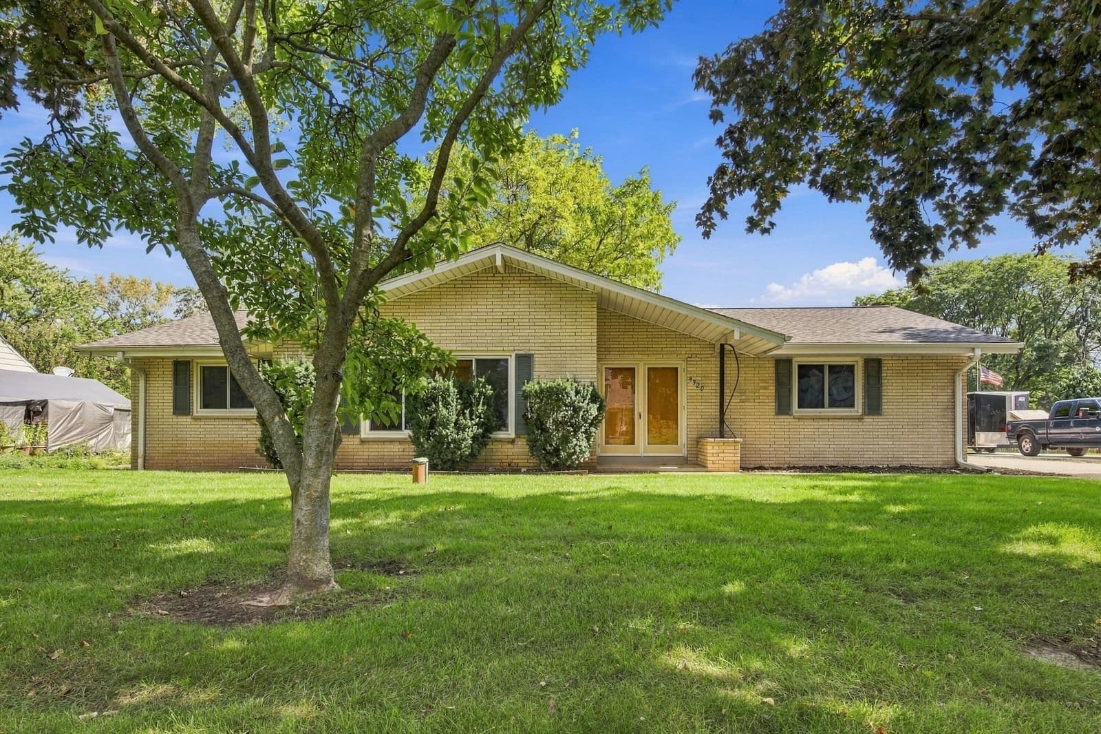 3920 Fiebrantz Dr