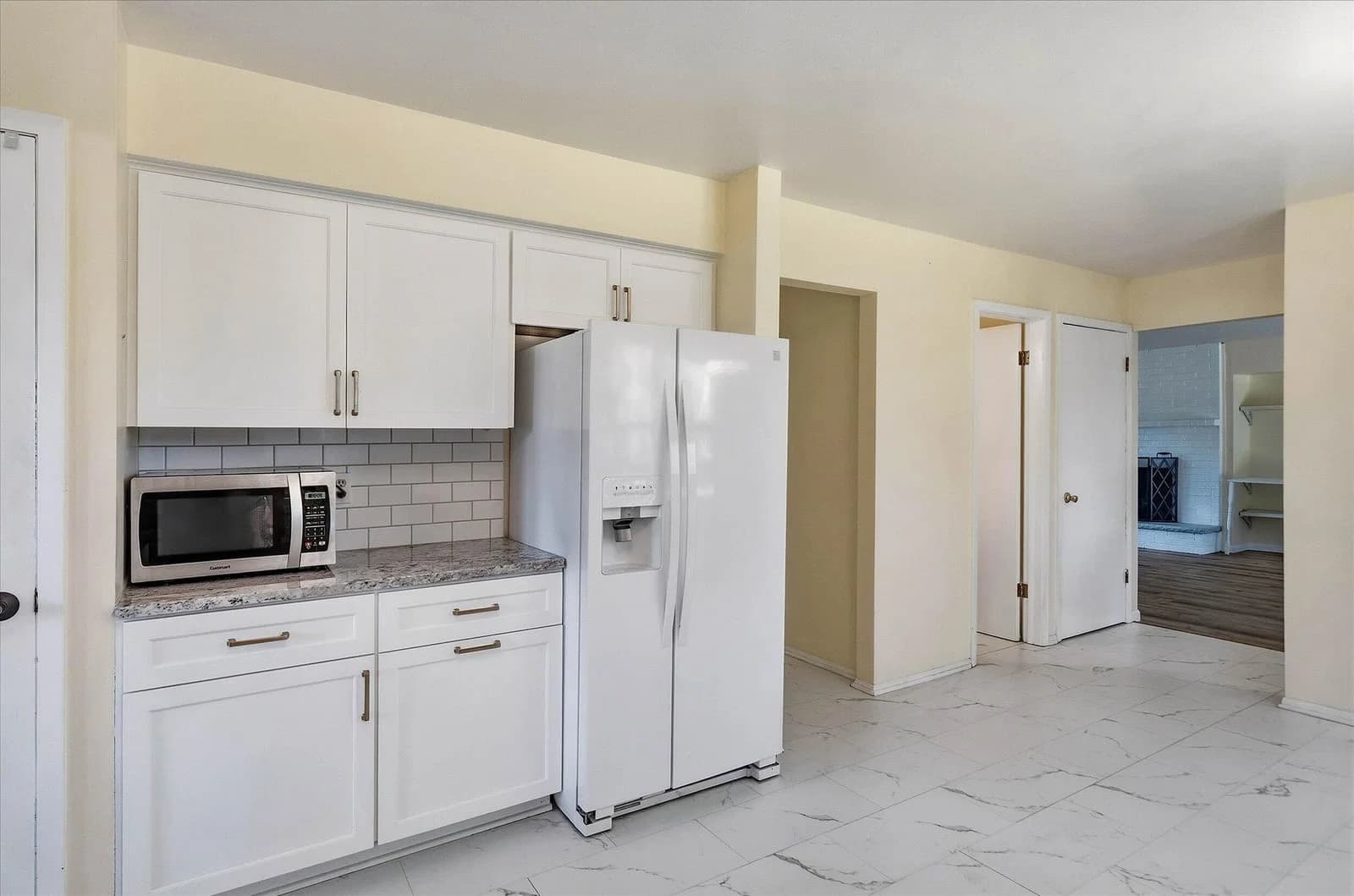 Photo 5 of 11145 Riverland Ct
