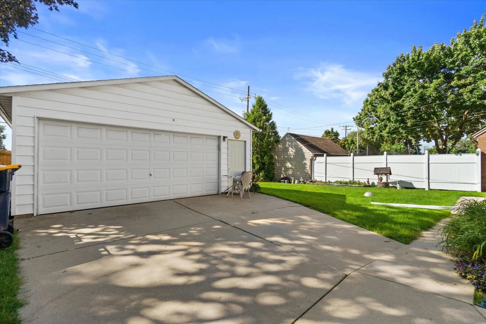 10533 Everett Cir