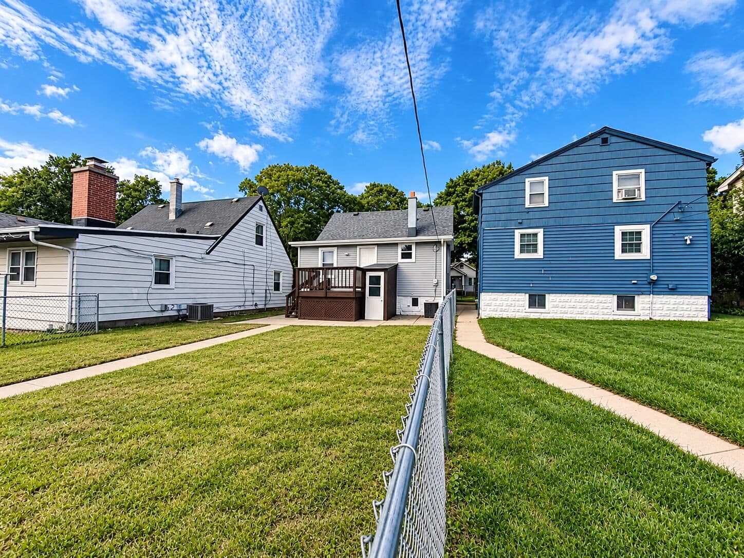 Photo 4 of 216 62nd St
