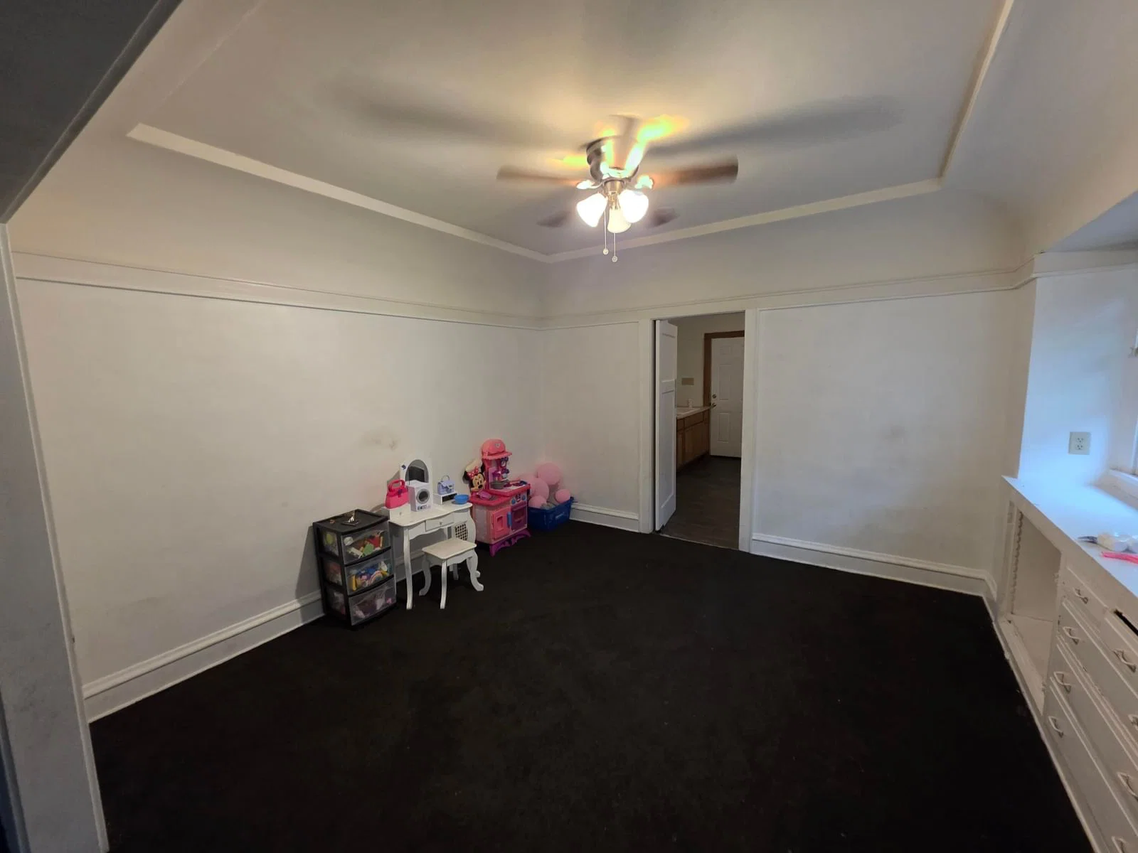 Photo 4 of 2944 47th St