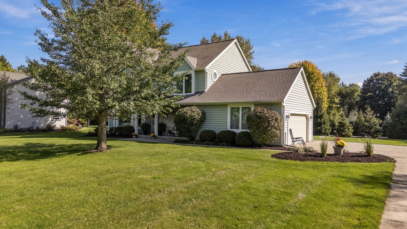 Photo 5 of 10946 Sherwood Dr