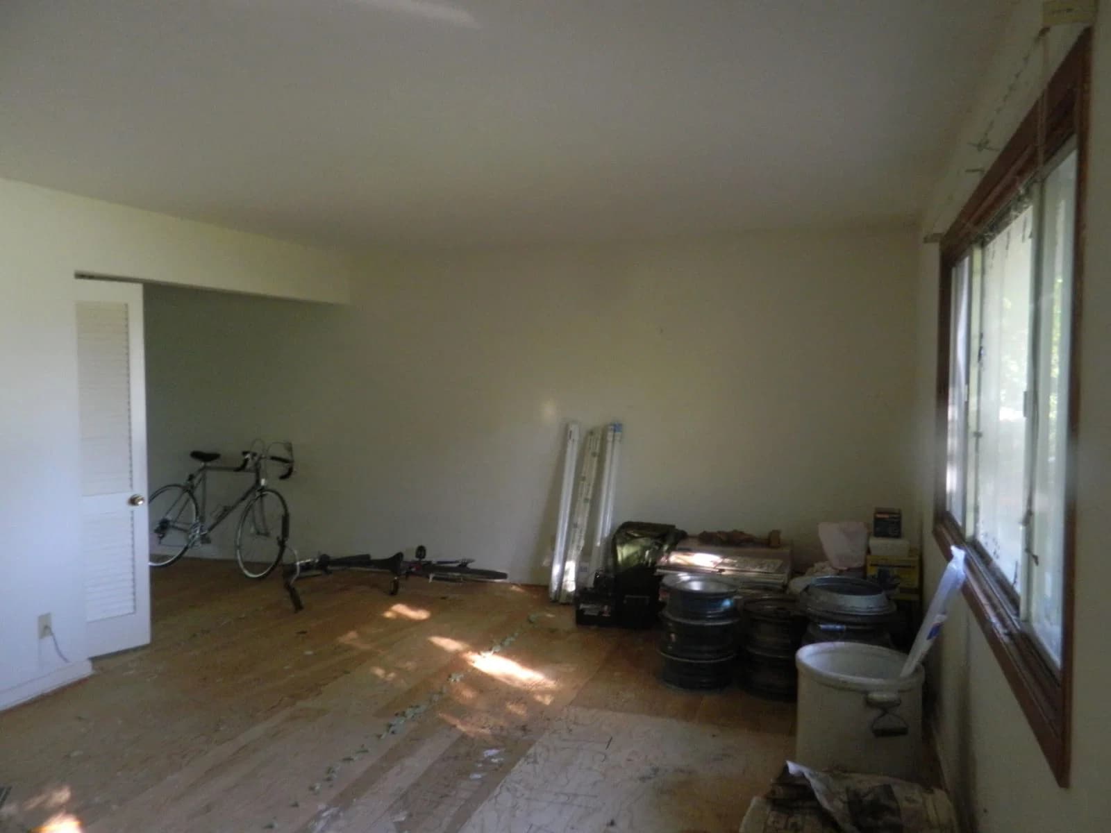 Photo 4 of 415 Catskill Rd