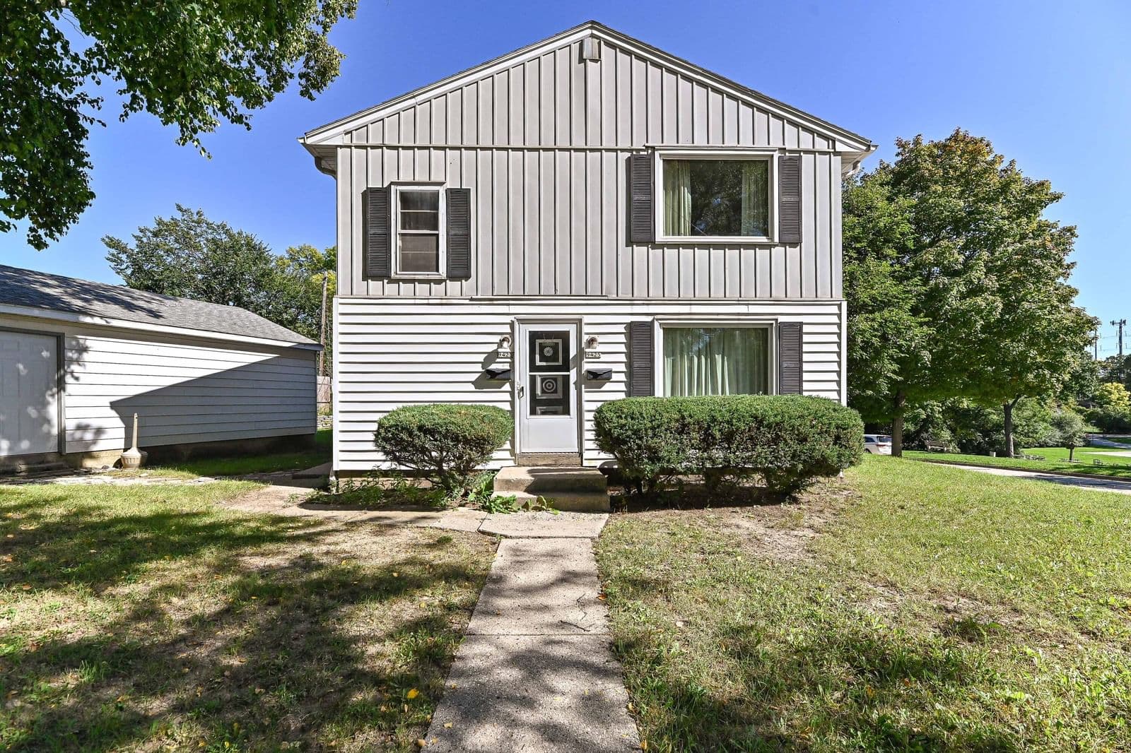 9423 Mount Vernon Ave