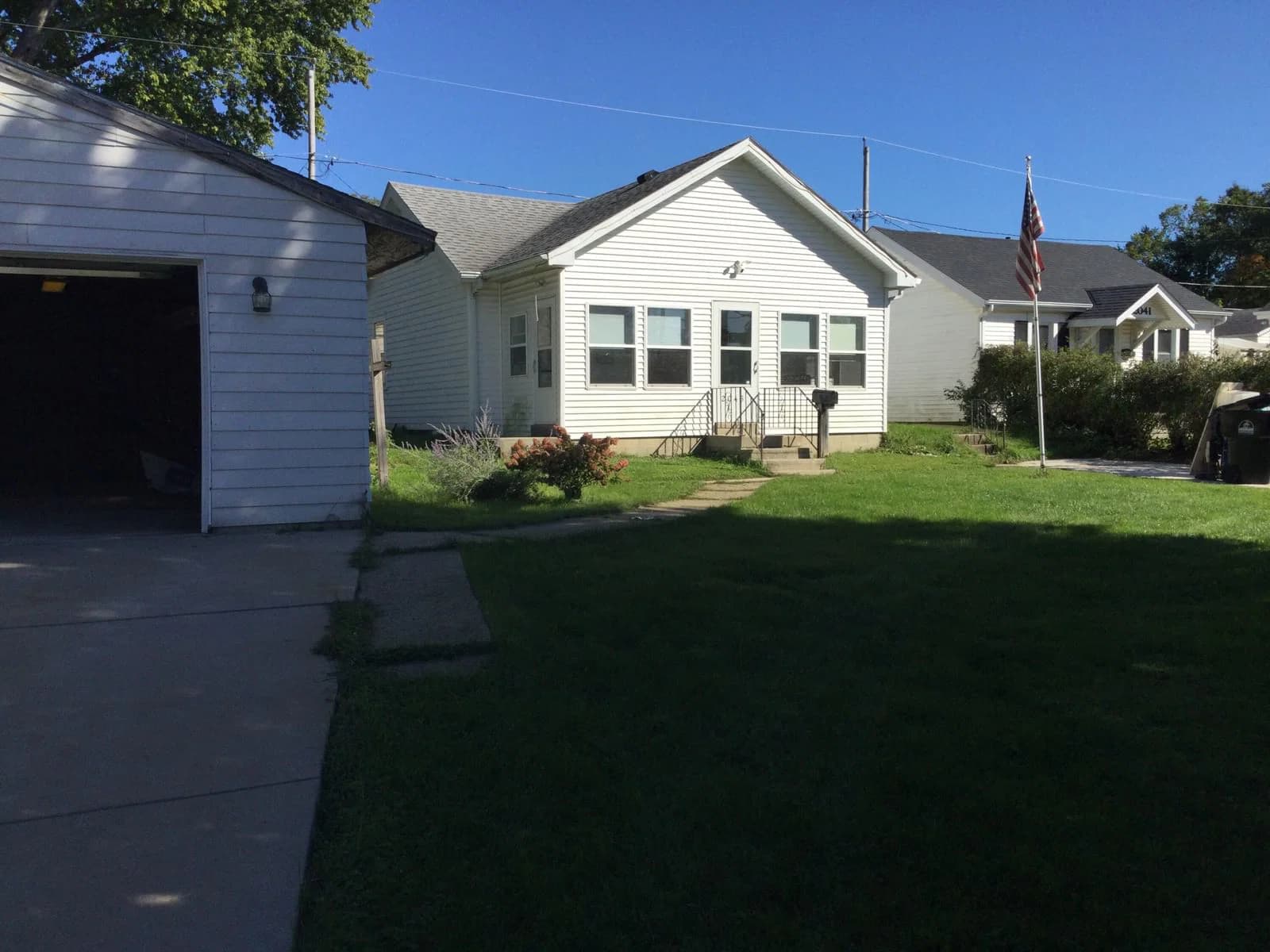 2045 Golf Ave