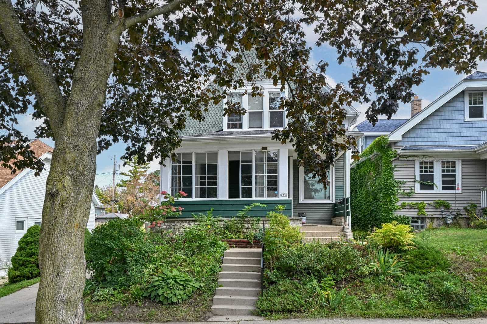 3248 Delaware Ave