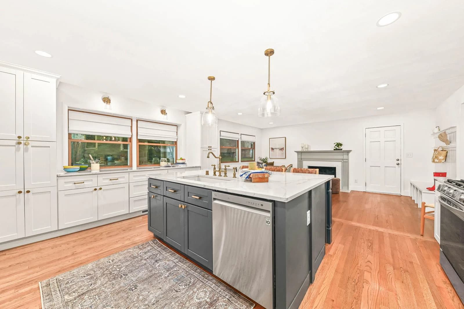 3200 Jerri Ct