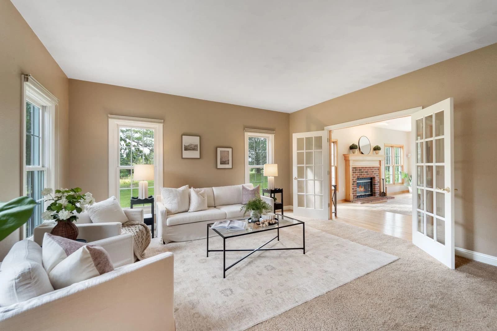 Photo 5 of 11235 Westwood Cir