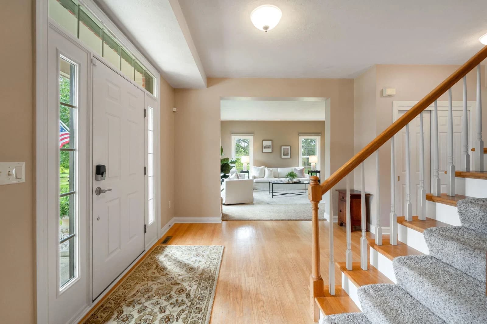 Photo 4 of 11235 Westwood Cir