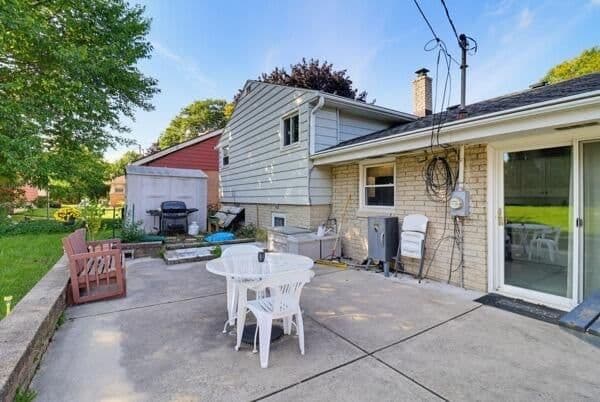 Photo 5 of 10929 Harvard Ln
