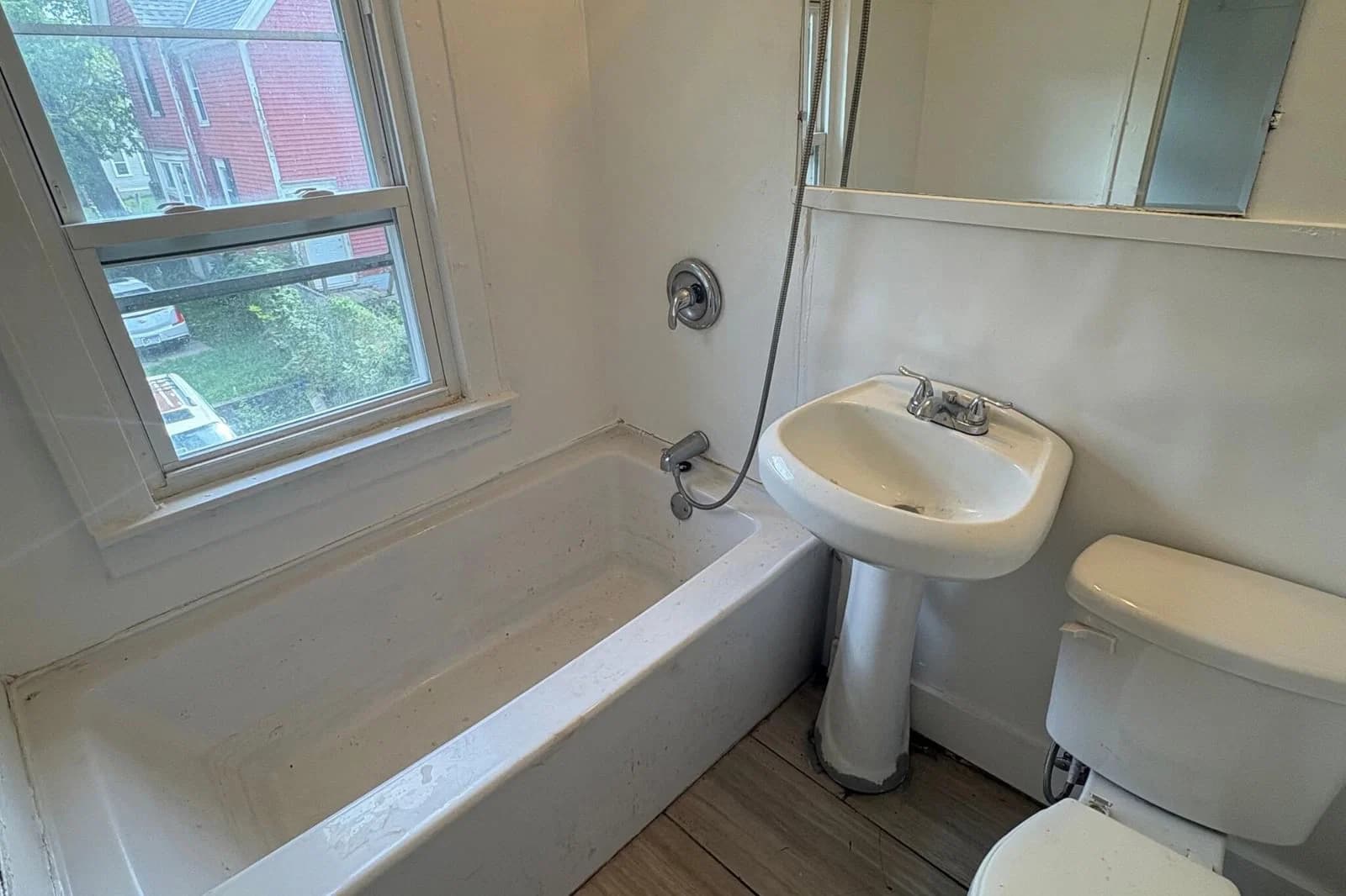 Photo 5 of 2915 Vine St
