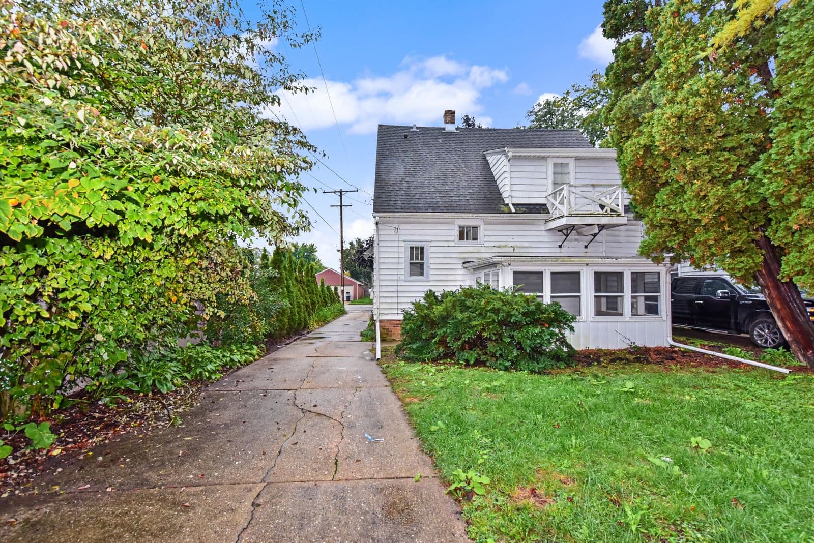 Photo 5 of 614 Wolff St
