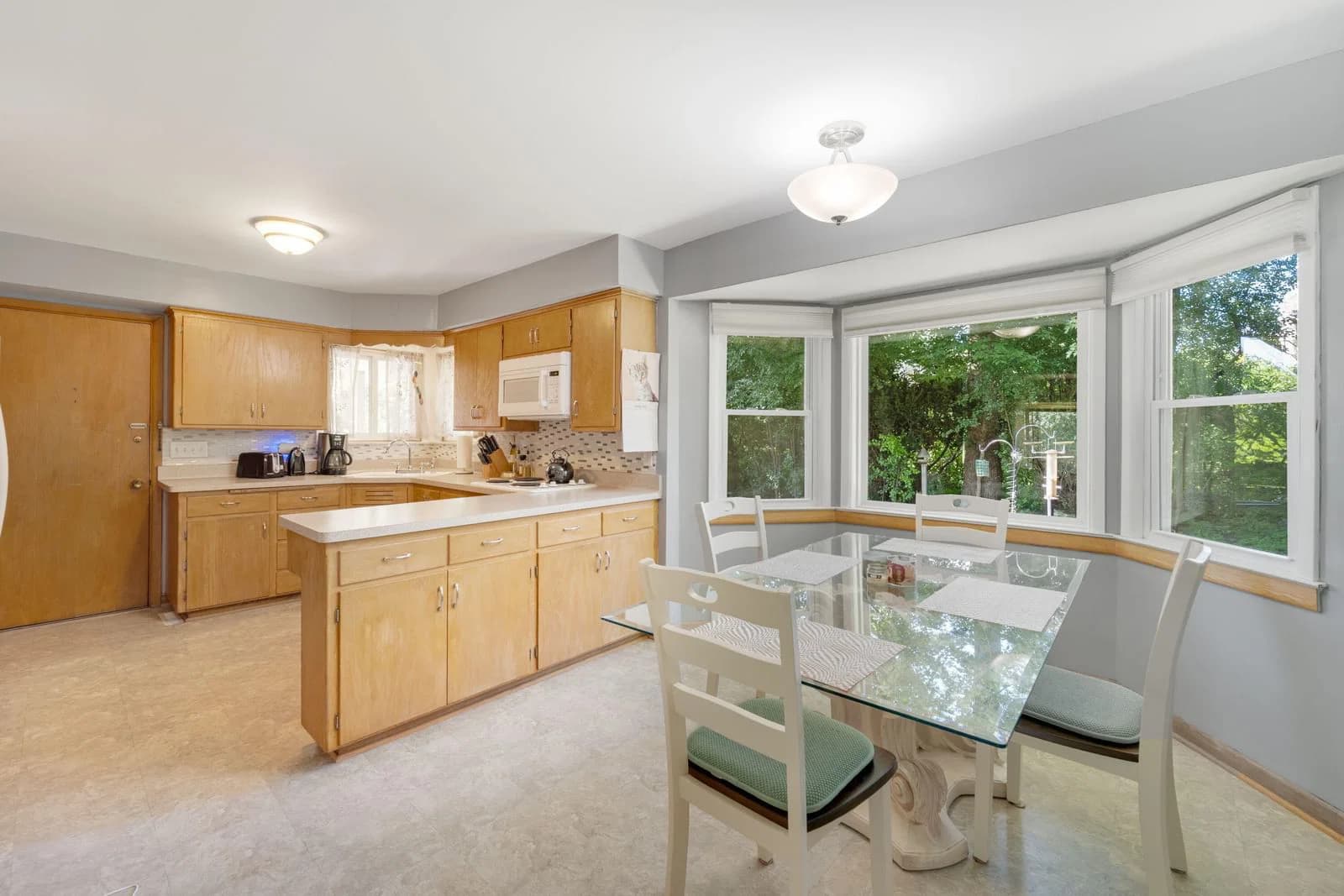 Photo 5 of 5937 Sidney Pl