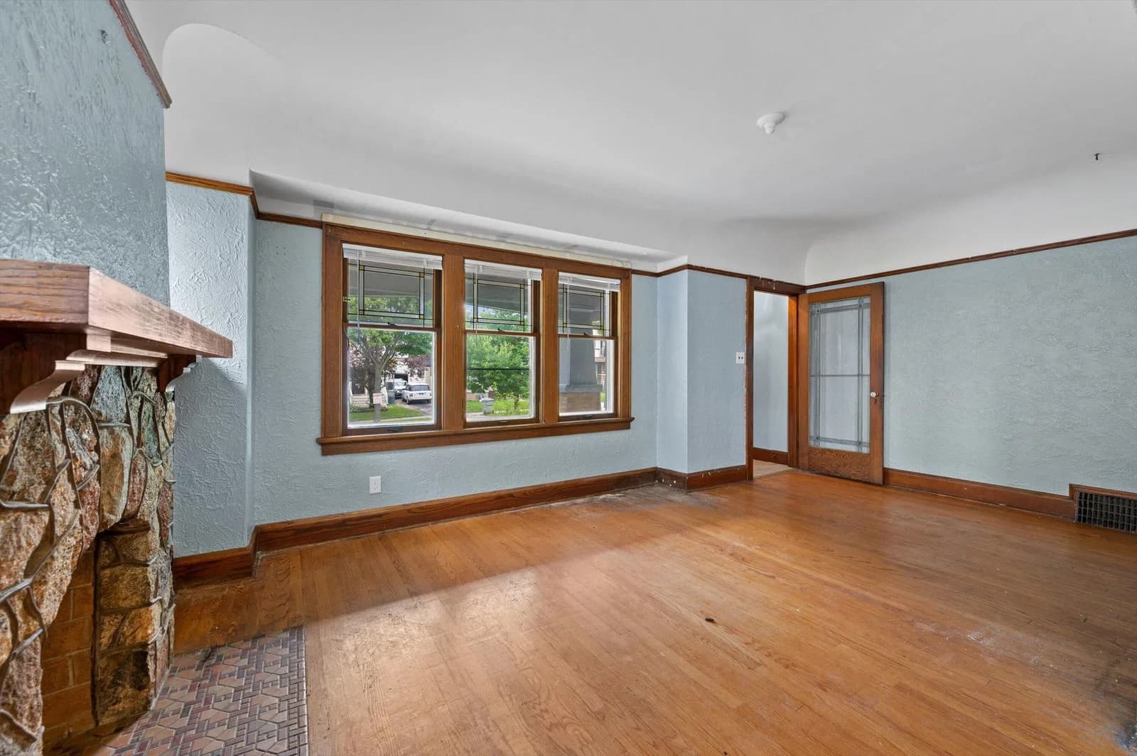 Photo 5 of 4460 30th St