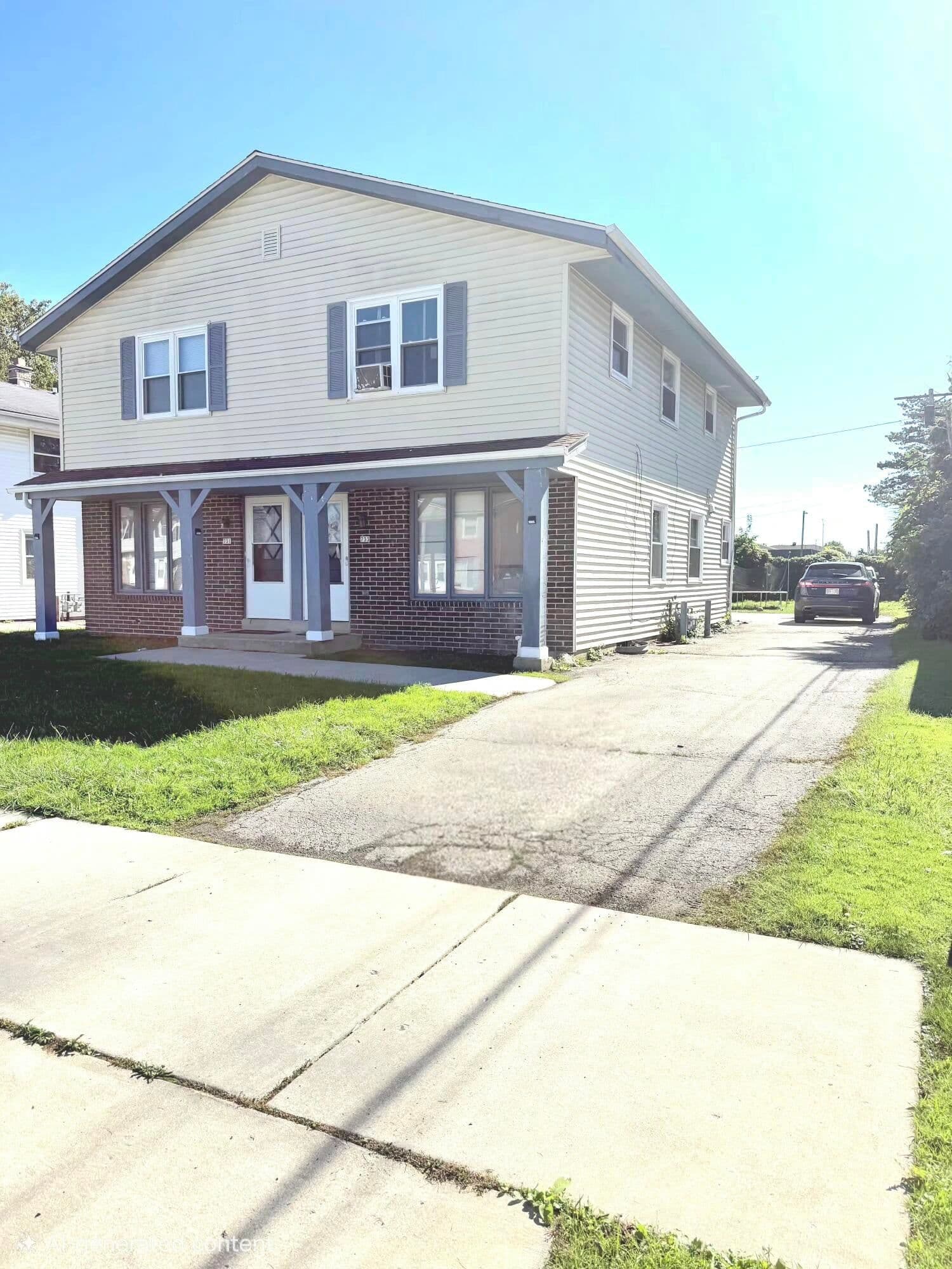 731 -733 Monticello Dr