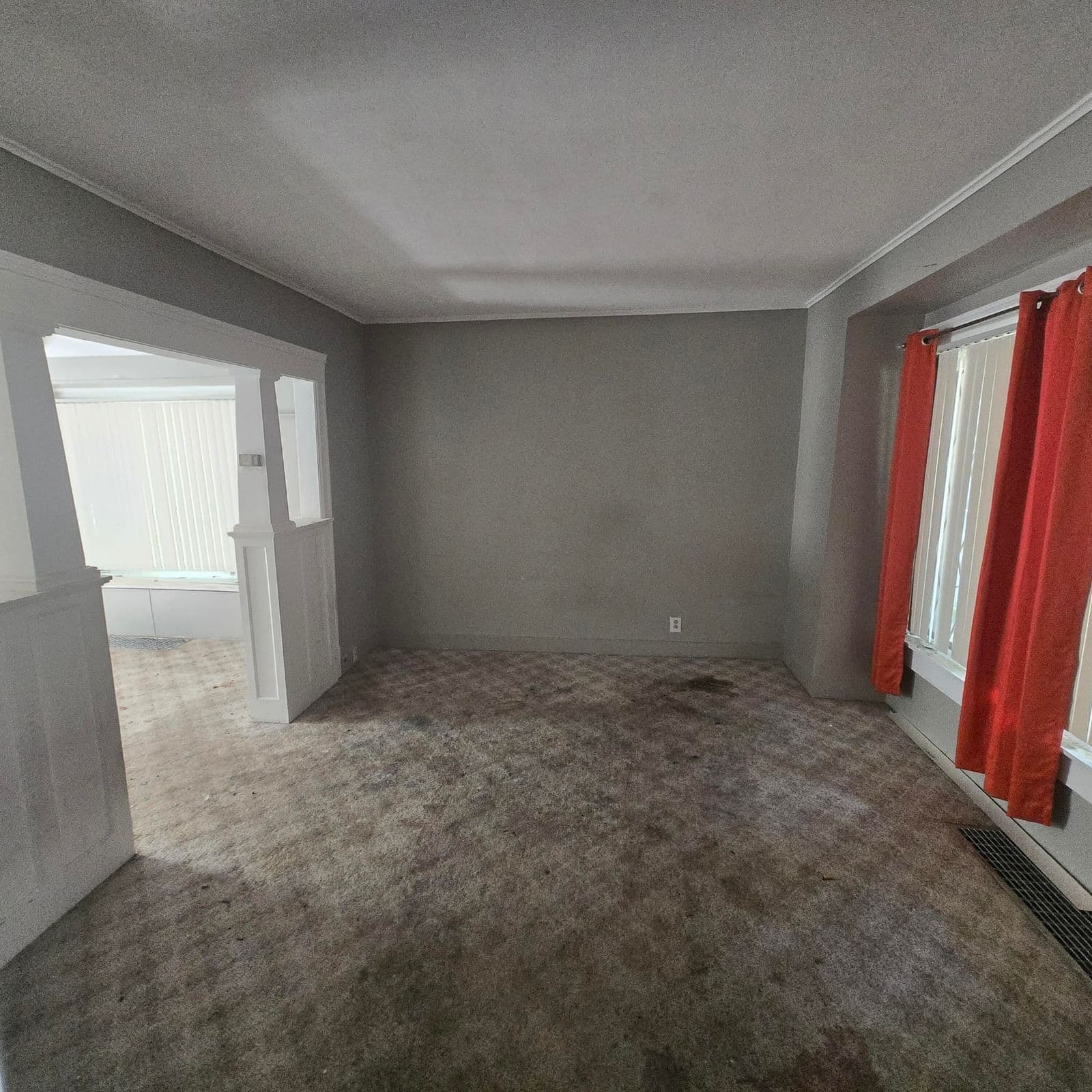 Photo 4 of 2833 Wentworth Ave