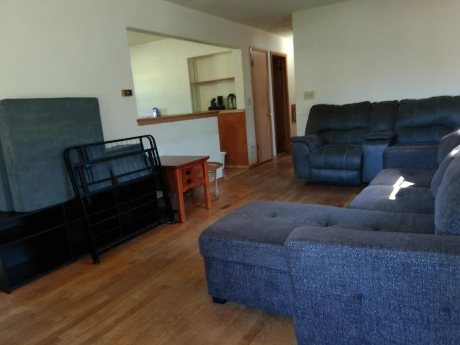 1601 Roosevelt Ave