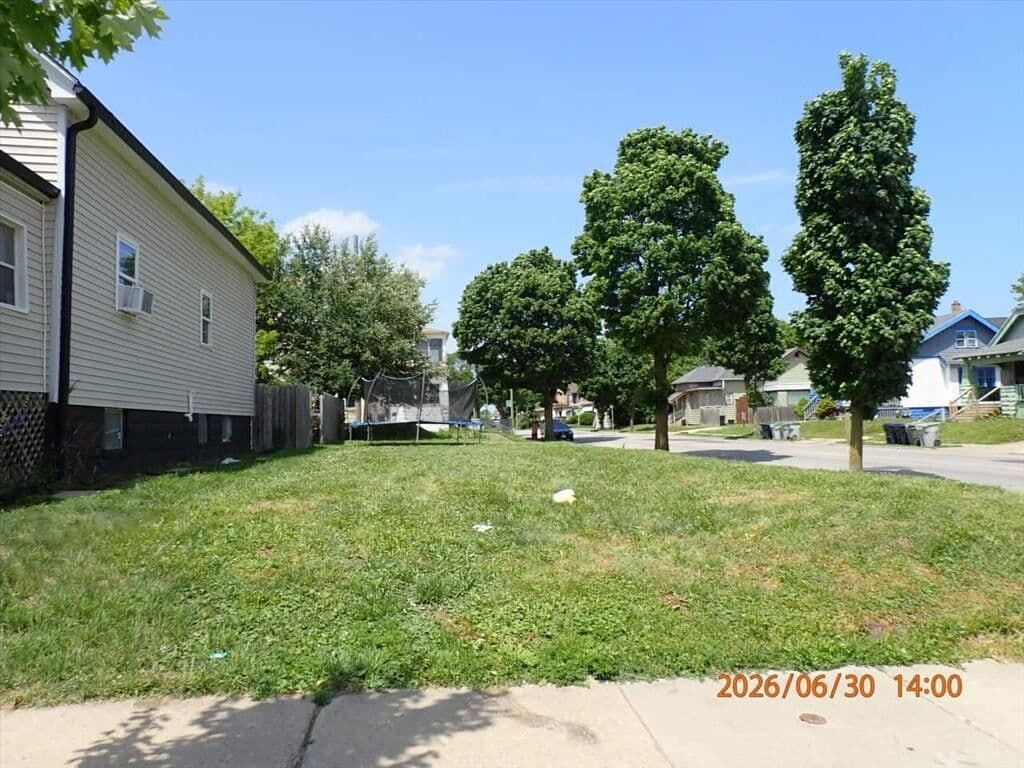 2002 Keefe Ave