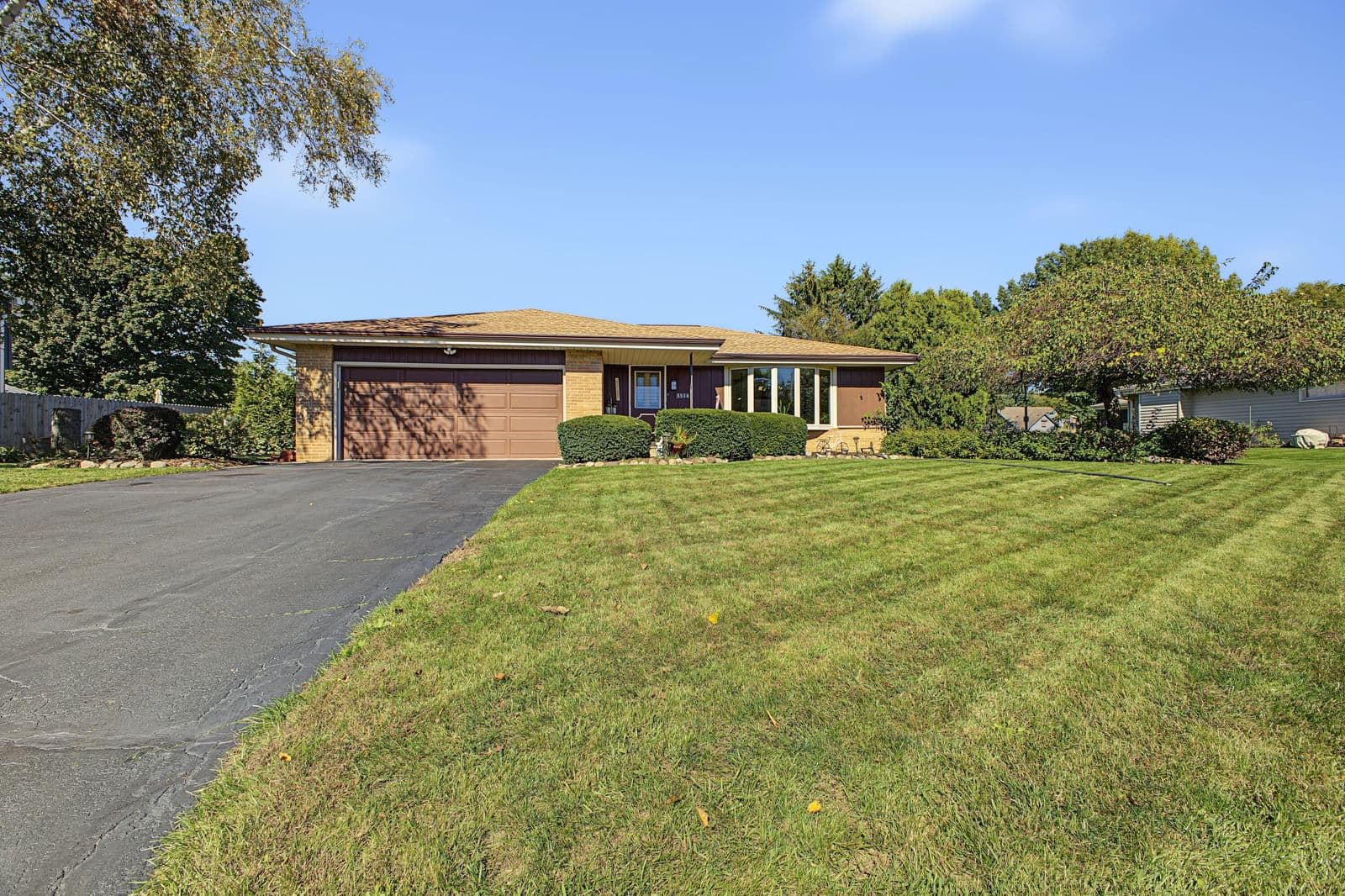 3514 Waterbury Ln