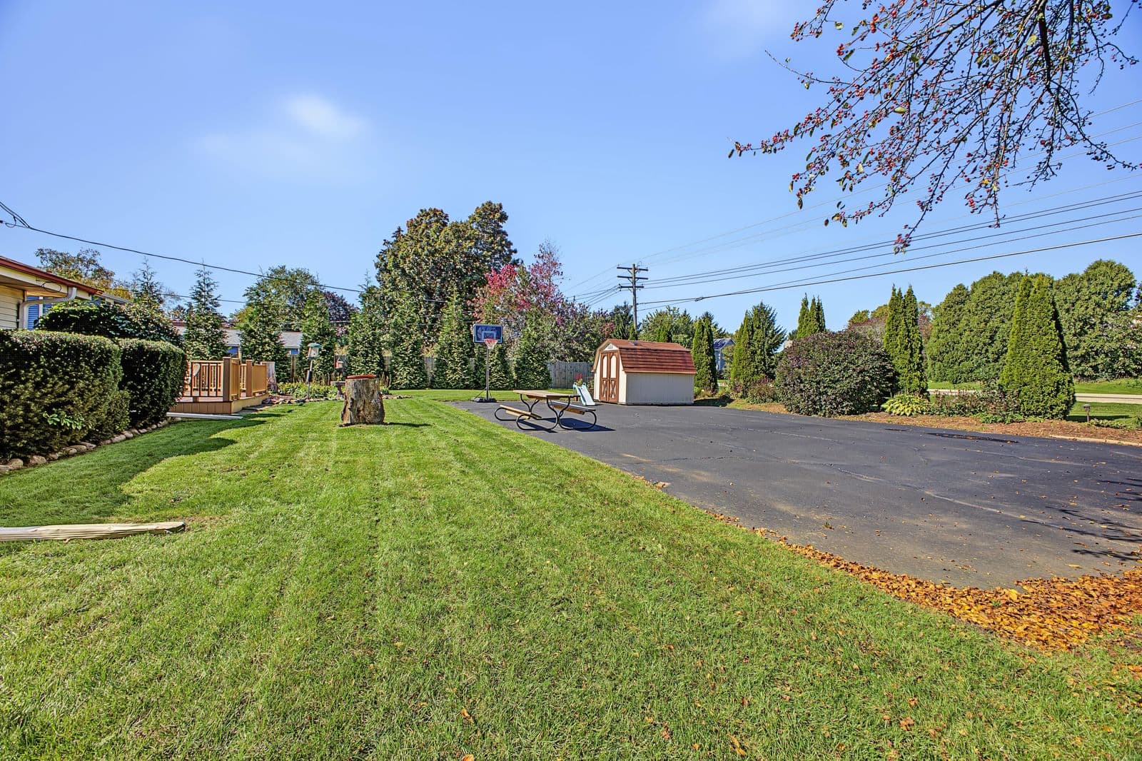 3514 Waterbury Ln
