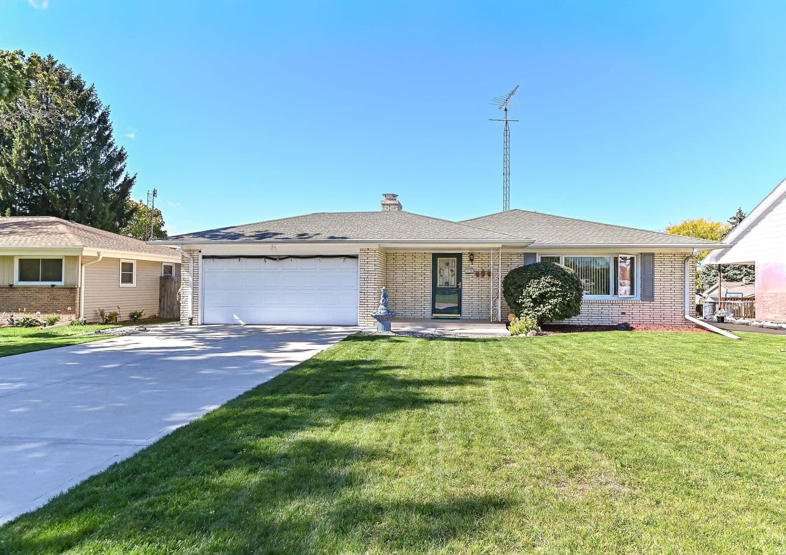 3170 Taylor Ave