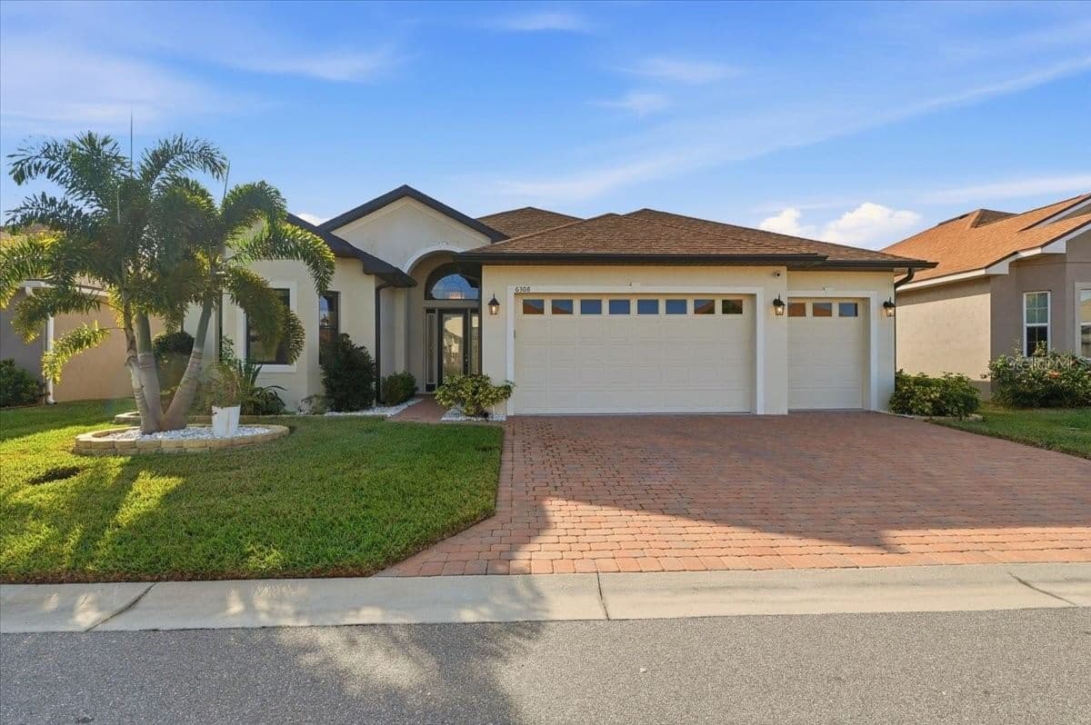 6308 PINEHURST