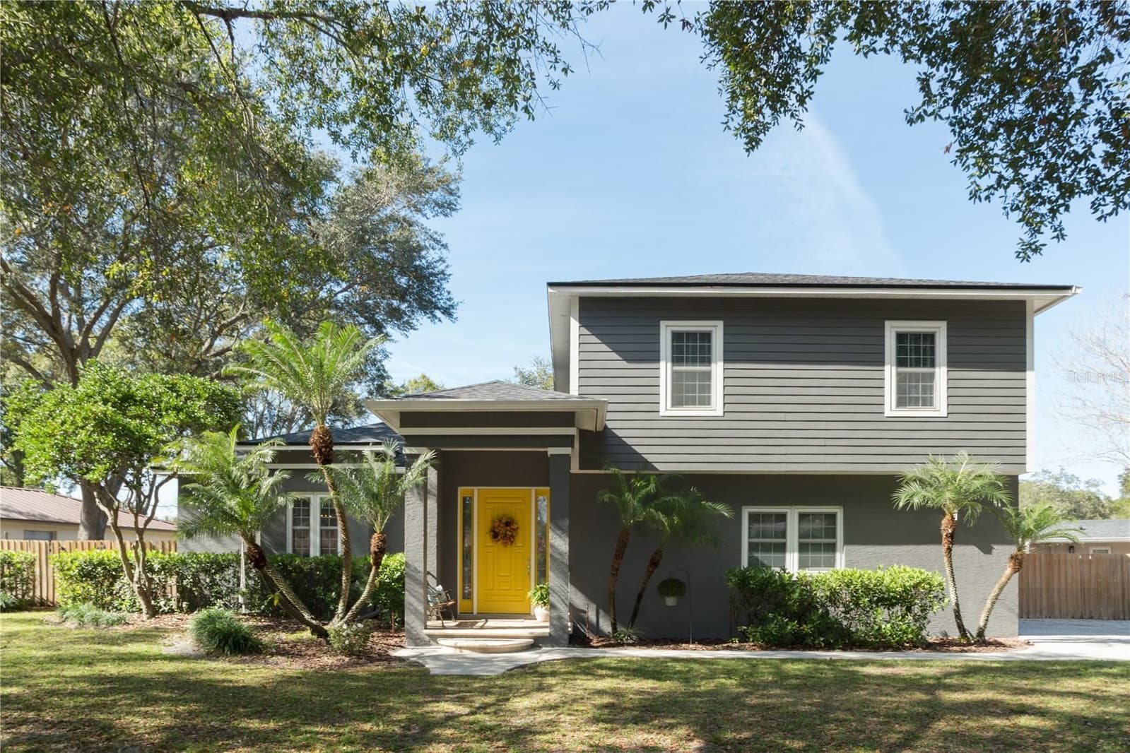 8445 SHADY GLEN