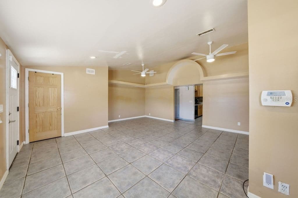 7207 WEST SHORE